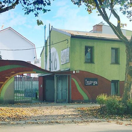 Wygodne Pokoje H16 Hostel Chorzow Luaran gambar