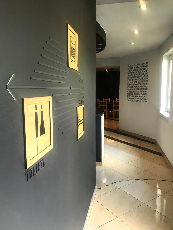 Wygodne Pokoje H16 Hostel Chorzow Luaran gambar